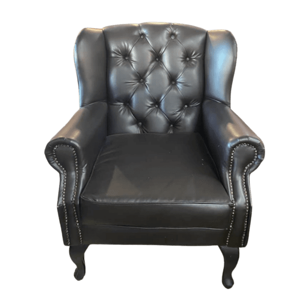 wingback diamond button arm chair